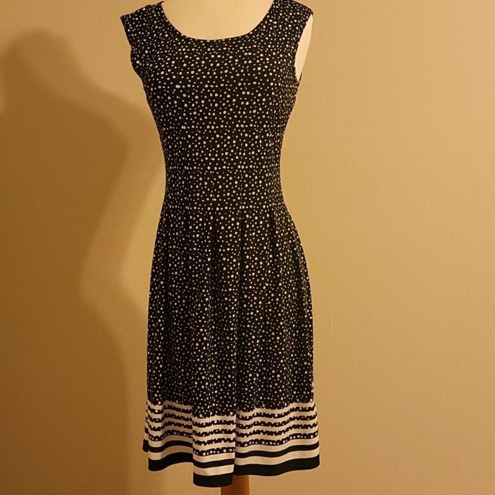 Max studio polka dots dress size xs